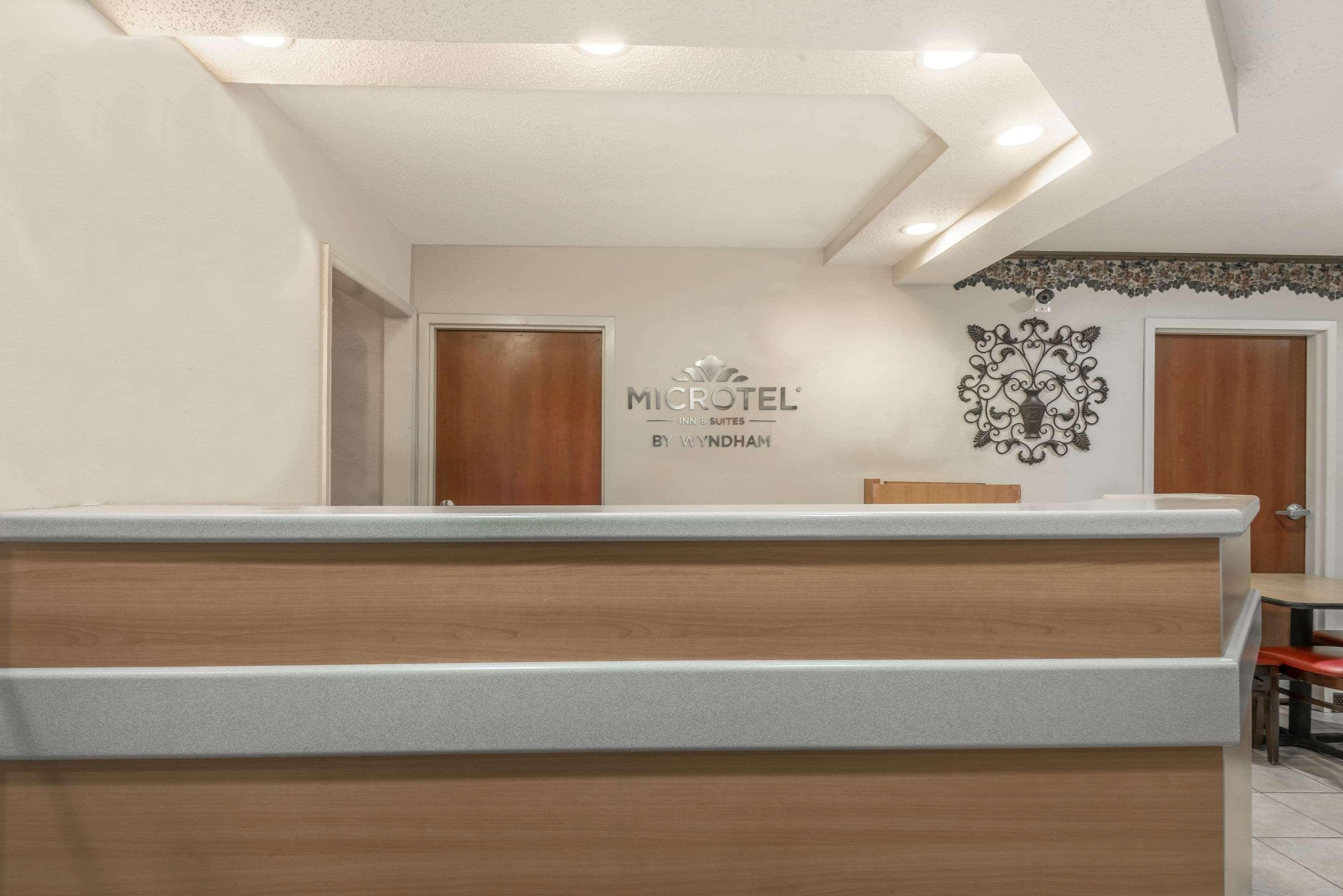 Microtel Inn & Suites By Wyndham Auburn Exteriör bild